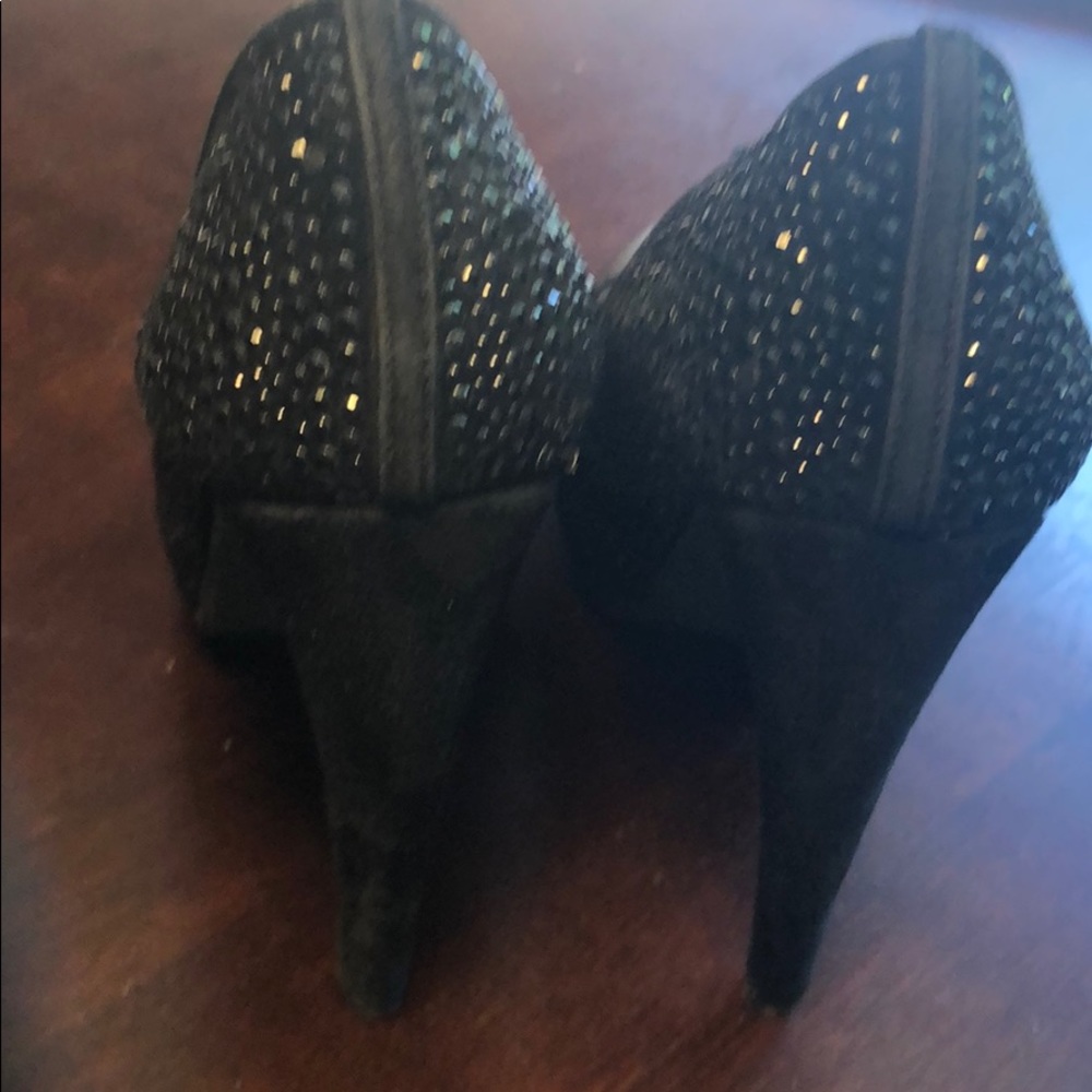 Platform Pumps - Picture 2 of 3